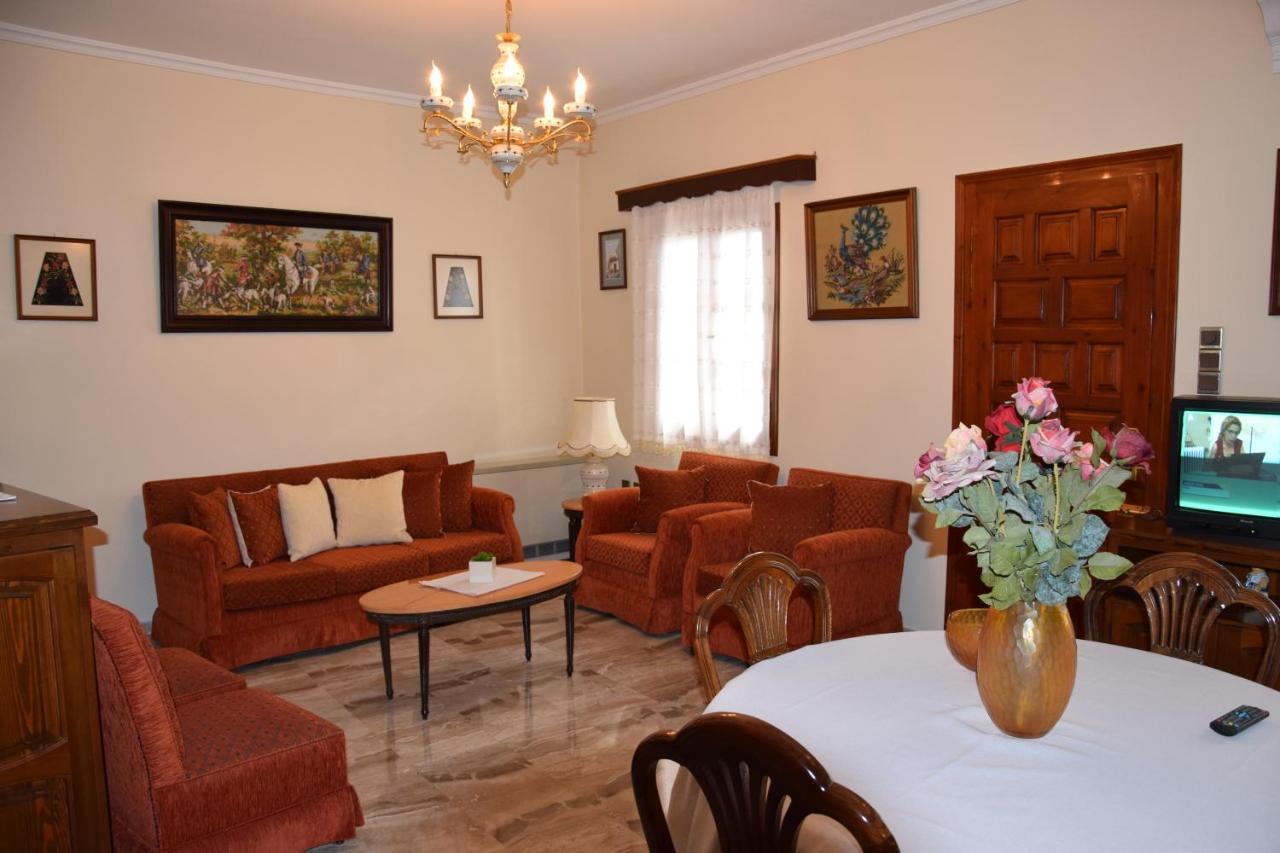 דירות פארוס Naoussa Center Cycladic House מראה חיצוני תמונה