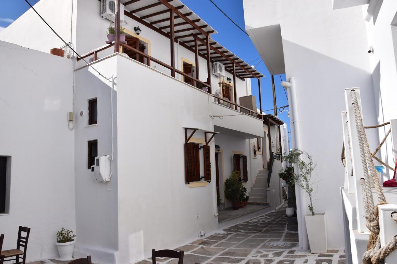 דירות פארוס Naoussa Center Cycladic House מראה חיצוני תמונה