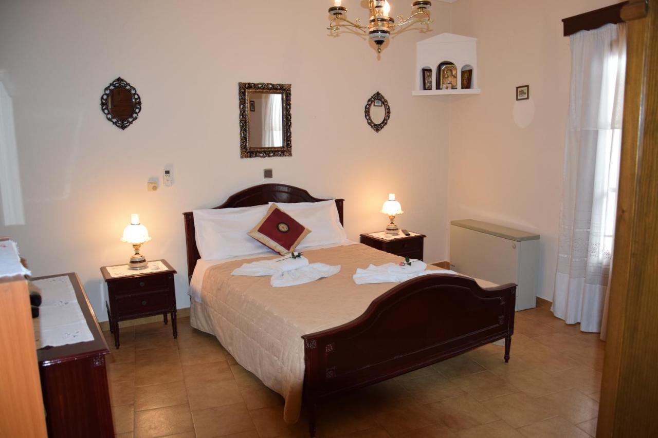 דירות פארוס Naoussa Center Cycladic House מראה חיצוני תמונה
