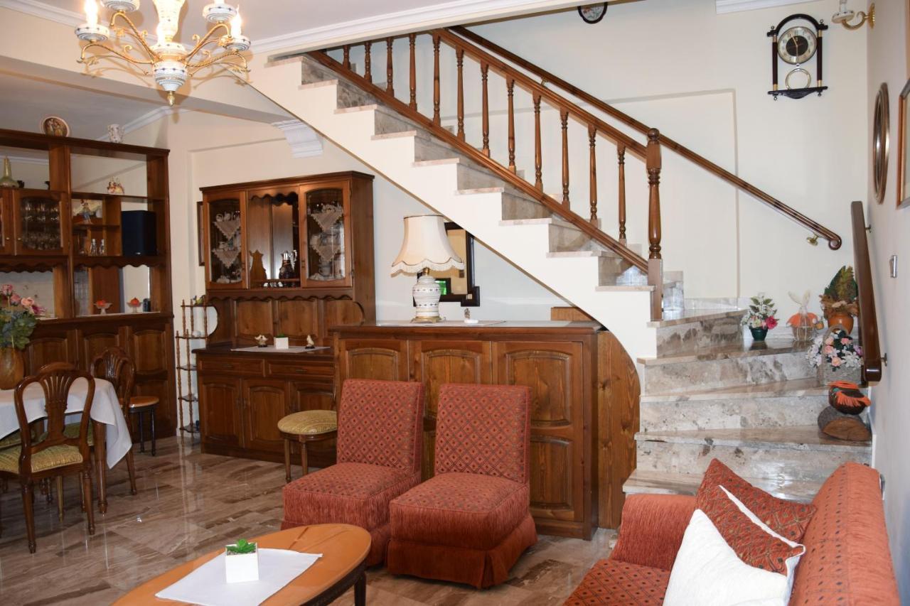 דירות פארוס Naoussa Center Cycladic House מראה חיצוני תמונה