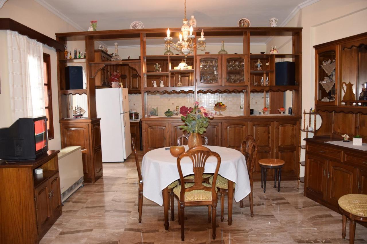 דירות פארוס Naoussa Center Cycladic House מראה חיצוני תמונה