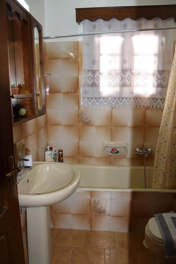 דירות פארוס Naoussa Center Cycladic House מראה חיצוני תמונה